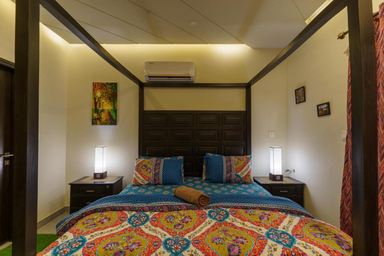 Serenity Corner Islamabad Extérieur photo