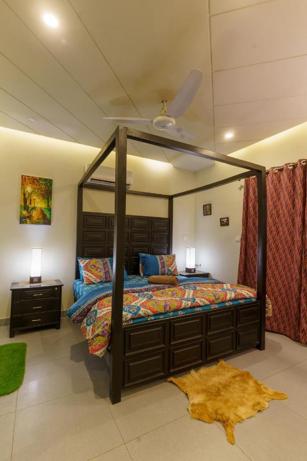 Serenity Corner Islamabad Extérieur photo